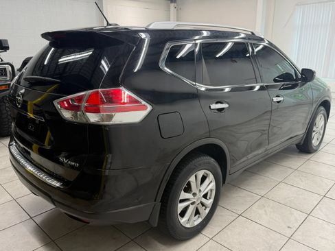 Used 2016 Nissan Rogue SV AWD/4WD image 9