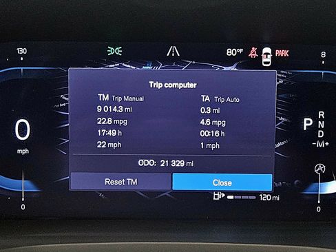 Used 2023 Volvo V60 B5 Cross Country Plus w/ Climate Package image 10