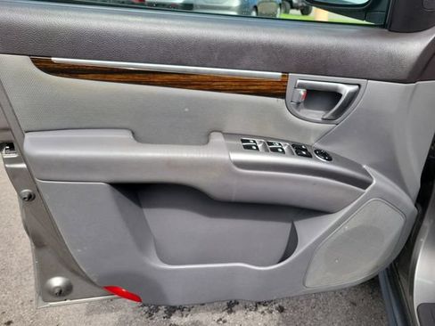Used 2011 Hyundai Santa Fe GLS AWD/4WD image 24