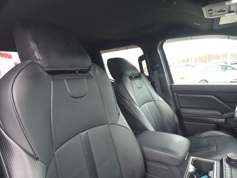 Used 2024 Toyota Tacoma TRD Sport image 11