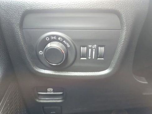 New 2026 Jeep Grand Cherokee L 4WD image 11