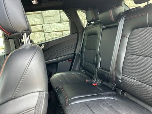 Used 2023 Ford Escape ST-Line w/ Tech Pack #1 FWD image 9