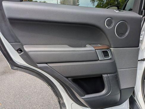 Used 2022 Land Rover Range Rover Sport HSE Silver Edition image 27