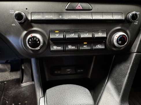 Used 2022 Kia Sportage LX FWD image 32
