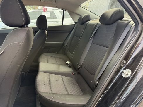 Used 2018 Kia Rio S image 13