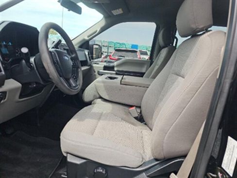 Used 2018 Ford F150 XLT AWD/4WD image 9