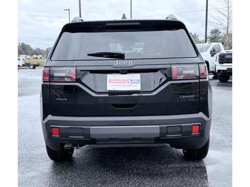 New 2026 Jeep Cherokee Laredo image 8