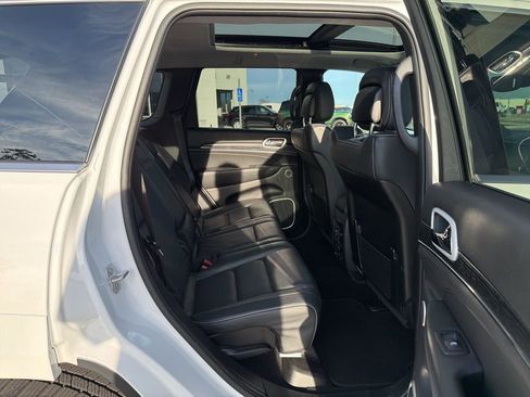 Used 2020 Jeep Grand Cherokee Summit w/ Platinum Series Group image 17