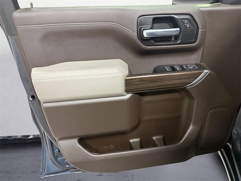 Used 2020 Chevrolet Silverado 1500 LT w/ All-Star Edition image 18