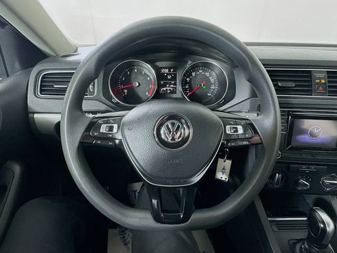 Used 2018 Volkswagen Jetta S image 11