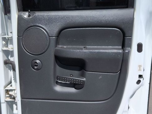 Used 2003 Dodge Ram 1500 Truck SLT RWD image 12