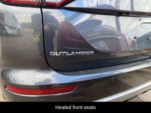 Used 2024 Mitsubishi Outlander SE image 7