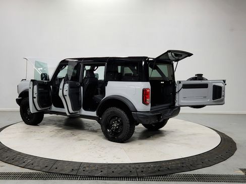 New 2026 Ford Bronco Big Bend w/ Black Diamond Package AWD/4WD image 13