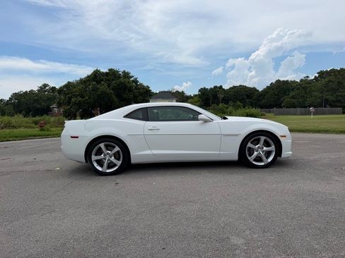 Used 2013 Chevrolet Camaro SS RWD image 6
