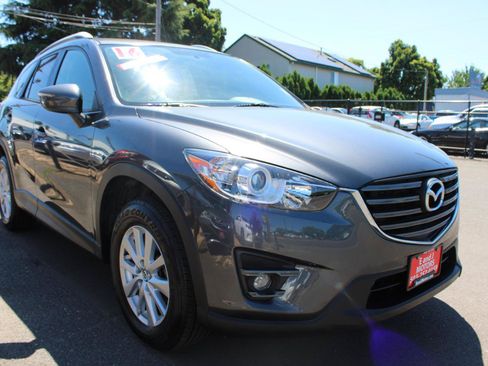 Used 2016 MAZDA CX-5 Touring w/ Bose/Moonroof Package FWD image 7
