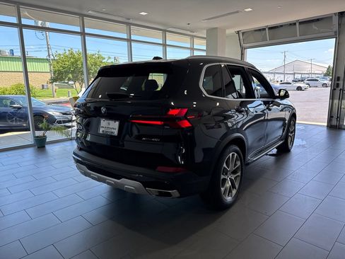 Used 2026 BMW X5 xDrive40i AWD/4WD image 7