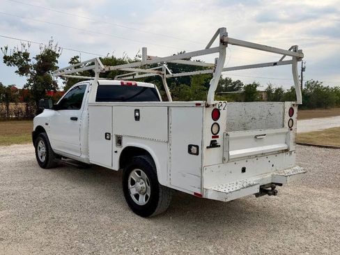 Used 2017 RAM 2500 Tradesman RWD image 7