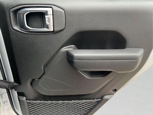 Used 2024 Jeep Wrangler Sport S w/ Convenience Group image 18