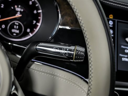Used 2021 Bentley Continental GT AWD/4WD image 30