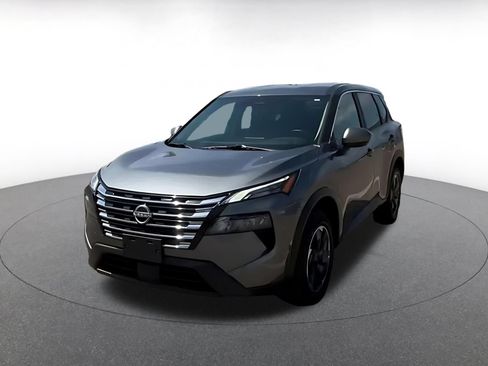 Used 2025 Nissan Rogue SV FWD image 5