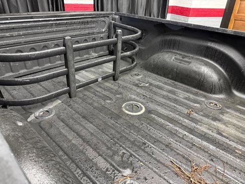 Used 2015 RAM 3500 Tradesman w/ Chrome Appearance Group AWD/4WD image 17