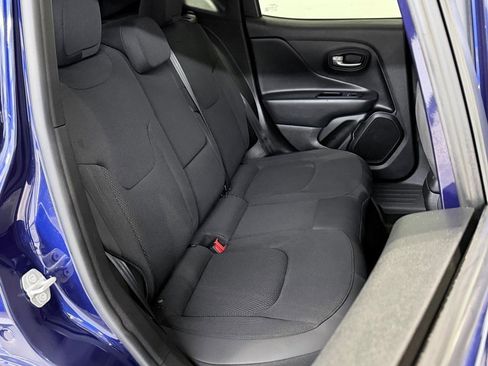 Certified 2020 Jeep Renegade Altitude image 15