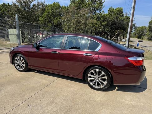 Used 2015 Honda Accord Sport image 18