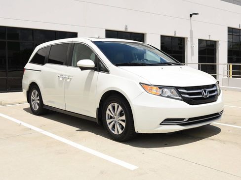 Used 2014 Honda Odyssey EX-L image 2