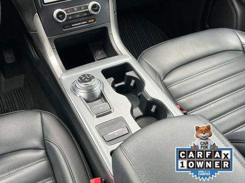 Used 2021 Ford Edge SEL w/ Convenience Package image 16