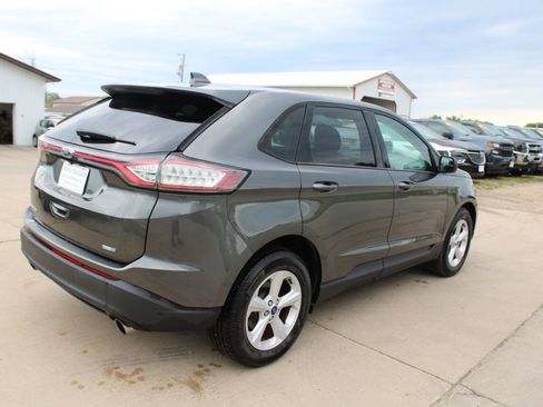 Used 2018 Ford Edge SE AWD/4WD image 8