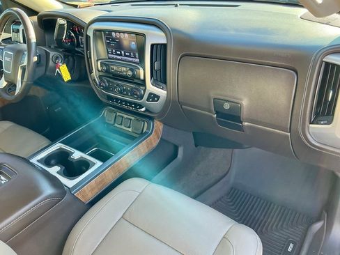 Used 2017 GMC Sierra 1500 SLT w/ SLT Premium Package image 24