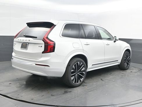 New 2026 Volvo XC90 B6 Ultra w/ Protection Package Premier image 7