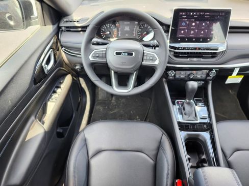 New 2026 Jeep Compass Limited AWD/4WD image 13