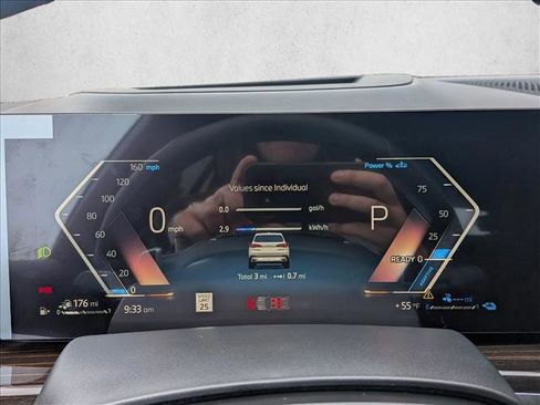 New 2026 BMW X5 xDrive50e image 11