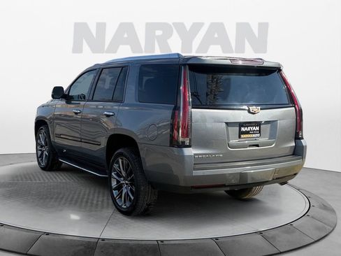 Used 2020 Cadillac Escalade Luxury w/ Escalade Sport Edition image 6