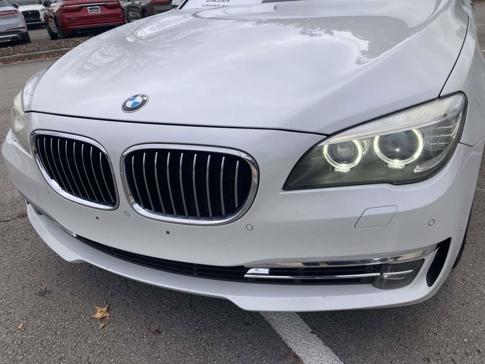 Used 2013 BMW 750Li RWD image 11