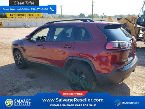 Used 2019 Jeep Cherokee Latitude Plus AWD/4WD image 3