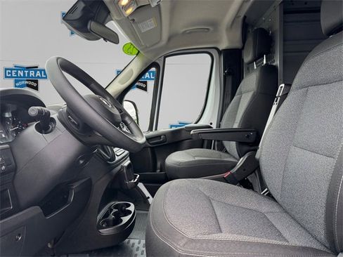 Used 2023 RAM ProMaster 1500 w/ Driver Convenience Group image 9
