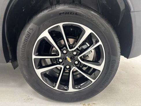 Used 2025 Chevrolet TrailBlazer LT AWD/4WD image 34