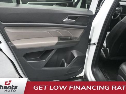 Used 2022 Volkswagen Atlas Cross Sport SEL R-Line AWD/4WD image 12