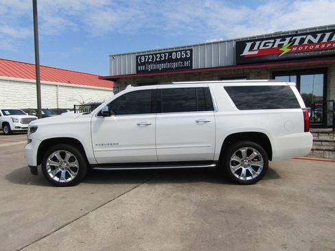 Used 2018 Chevrolet Suburban Premier w/ Max Trailering Package RWD image 2