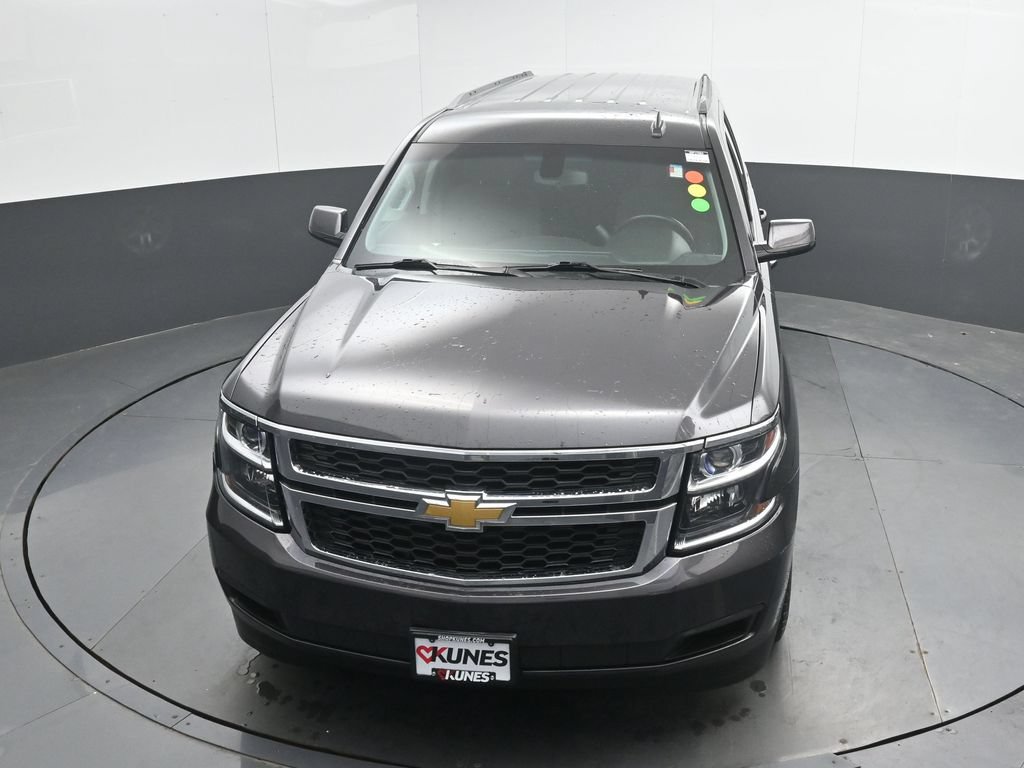 Used 2016 Chevrolet Suburban LS RWD image 34