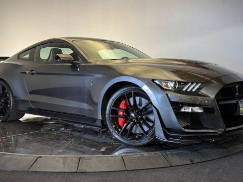 Used 2020 Ford Mustang Shelby GT500 w/ Technology Package RWD image 19