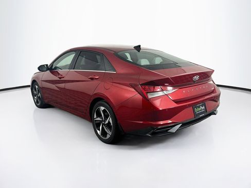 Used 2023 Hyundai Elantra Limited FWD image 5