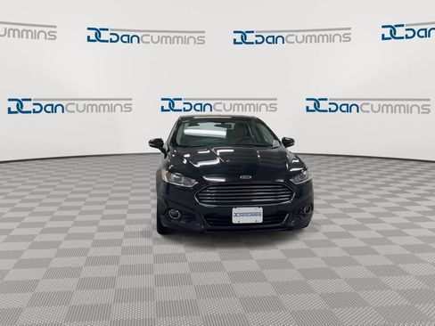 Used 2014 Ford Fusion Titanium FWD image 3