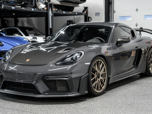 Used 2023 Porsche 718 Cayman GT4 RS image 5