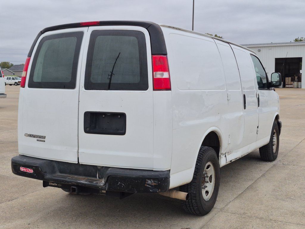 Used 2013 Chevrolet Express 2500 RWD image 7