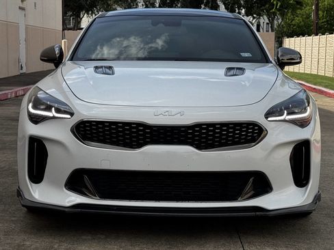 Used 2020 Kia Stinger GT1 image 9