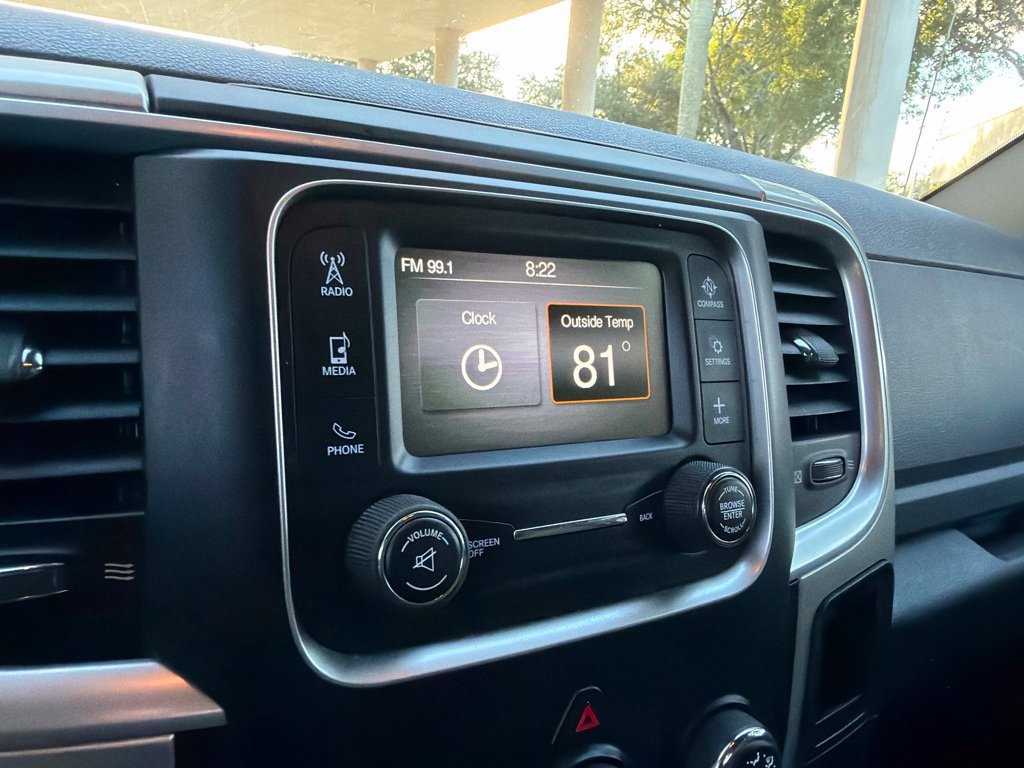 Used 2019 RAM 1500 Classic SLT AWD/4WD image 12