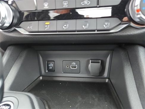 New 2025 Nissan Sentra S image 35